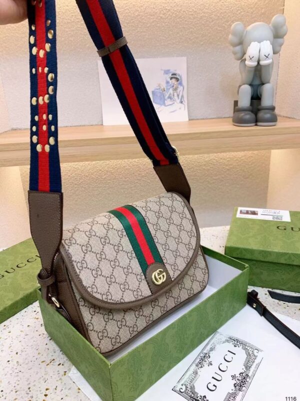 LATEST GUCCII SLING