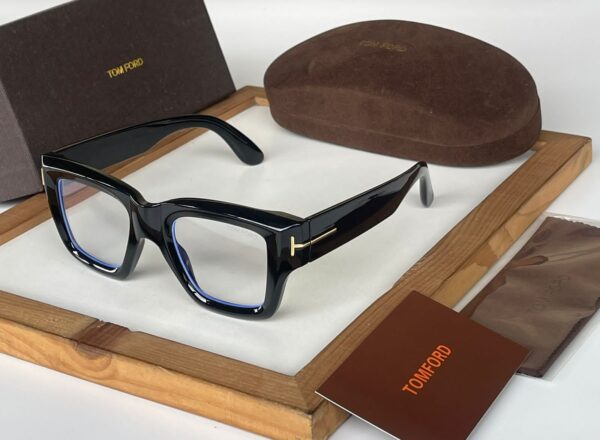 TOM FORDD TRANSPARENT LENS