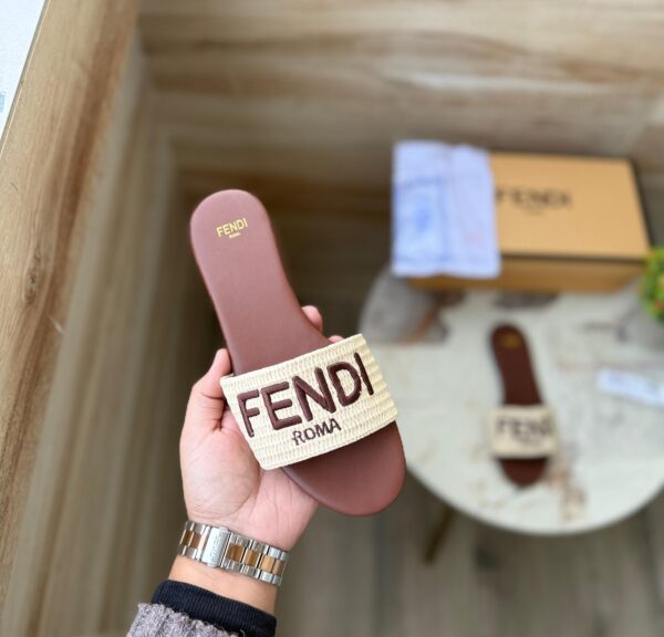 FENDI-roma flats - Image 3