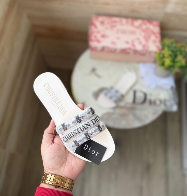 Miss Diorr flats - Image 4