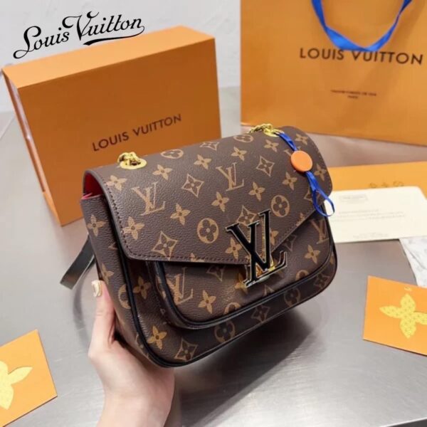 LOUIS VUITTONN PREMIUM GIFT SET BAG WITH OG BOX - Image 3