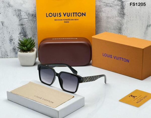 LOUISS VUITTON - Image 3