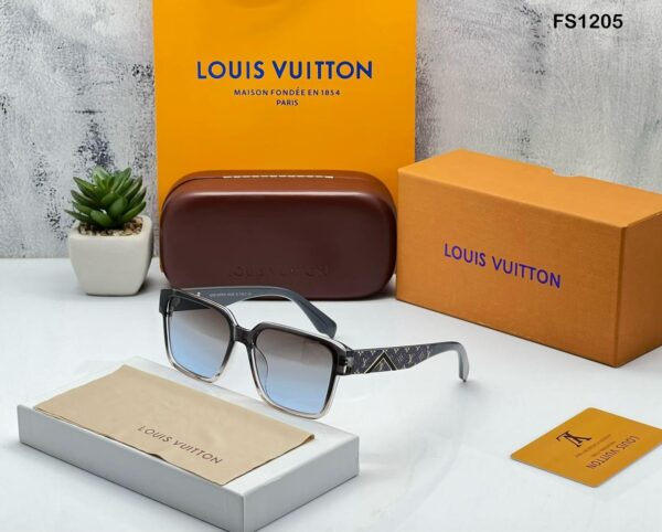 LOUISS VUITTON - Image 2