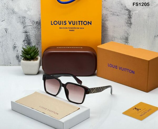 LOUISS VUITTON