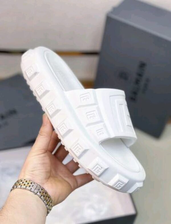BALMAINN EMBOSSED SLIDE