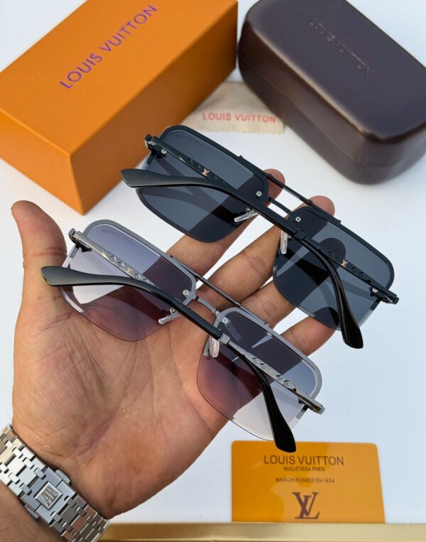 LOUISS VUITTONN-SUNGLASSESS - Image 4