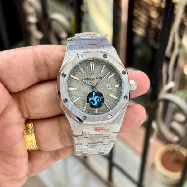 Audemarss Piguett - Image 2