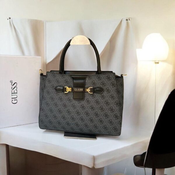 LATEST GUESSS BAG - Image 3