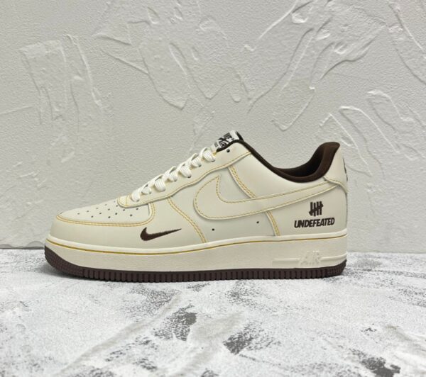 NIKEE AIRFORCE 1 LOW X UNDEFEATED 2025  - Image 2