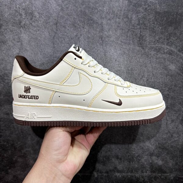 NIKEE AIRFORCE 1 LOW X UNDEFEATED 2025  - Image 3