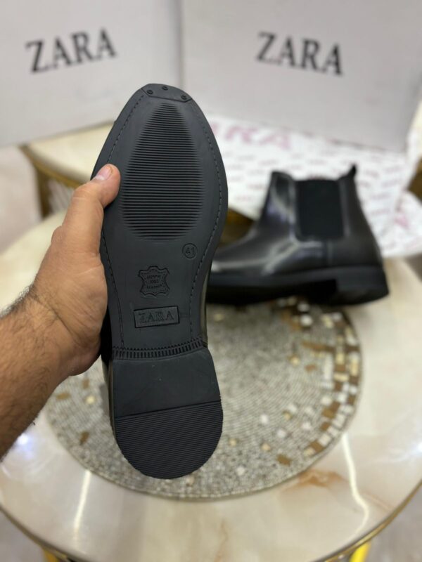 ZARAA Chelsea Boots - Image 4
