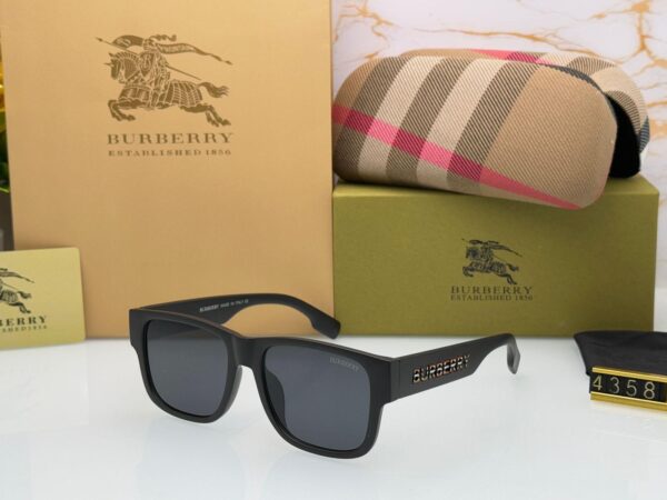 BURBERRYY SUNGLASSESS - Image 4