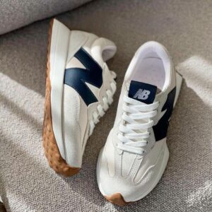 NEW BALANCEE 327