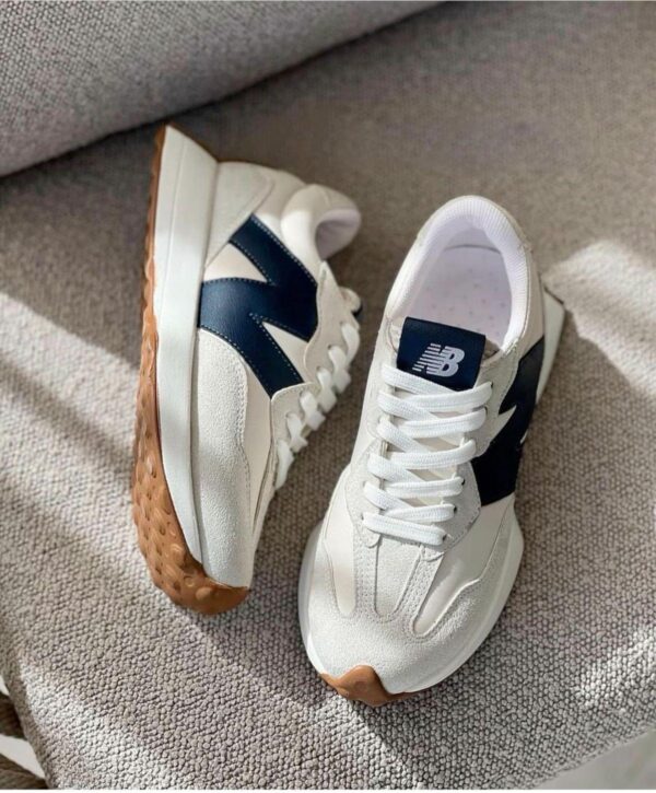 NEW BALANCEE 327