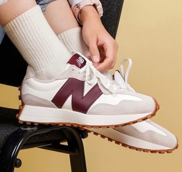 NEW BALANCEE 327