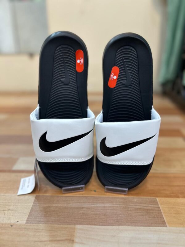 NIKEE FLIP-FLOPS  - Image 6