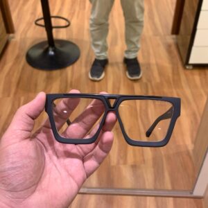 LOUIS VUITTONN TRANSPARENT LENS