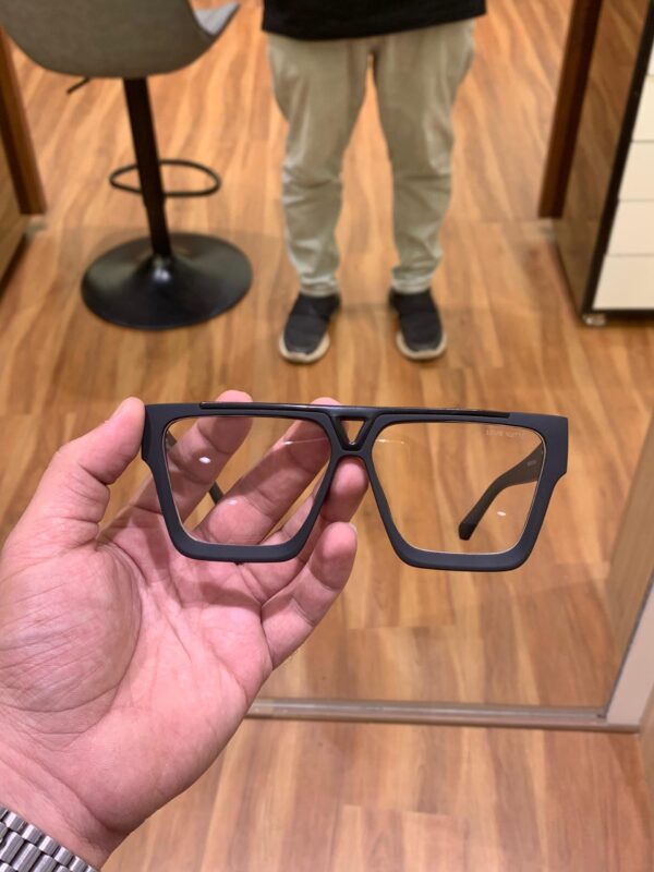 LOUIS VUITTONN TRANSPARENT LENS