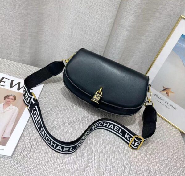 MICHAELL KORSS MILA MEDIUM CROSSBODY BAG