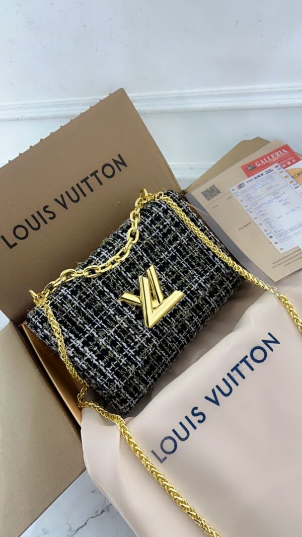 LOUISS VUITTON TWIST SLING BAG  - Image 5