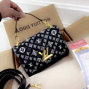 LOUISS VUITTON TWIST SLING BAG 
