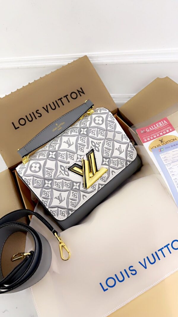 LOUISS VUITTON TWIST SLING BAG  - Image 3