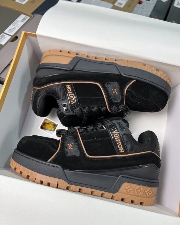 Louiss Vuittonn Trainer Maxi Black Gum - Image 4
