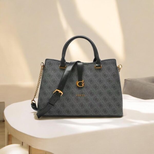 LATEST GUESSS BAG - Image 4