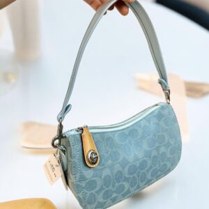 COACHH SWINGER BAG IN DENIM