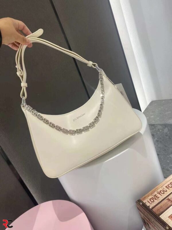 GIVENCHYY