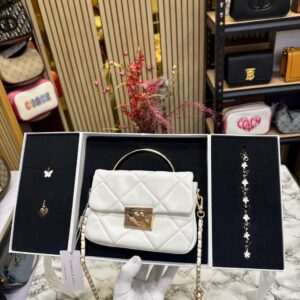 CHARLESS & KEITHH BOXY TOP HANDLE GIFT SET 