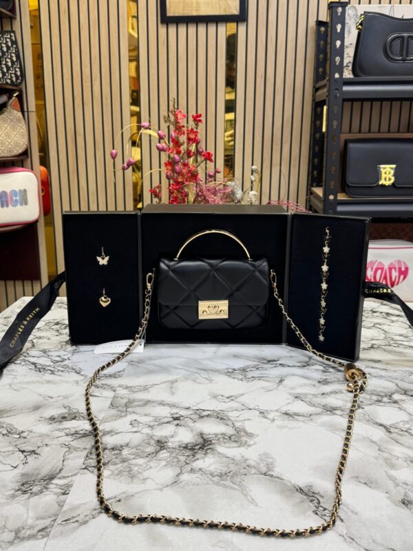CHARLESS & KEITHH BOXY TOP HANDLE GIFT SET  - Image 7