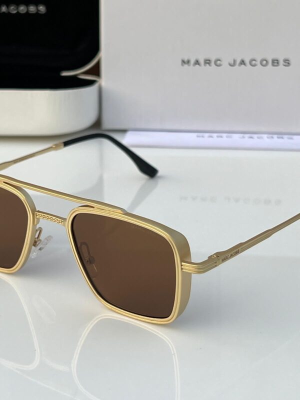 MARCC JACOBB - Image 4