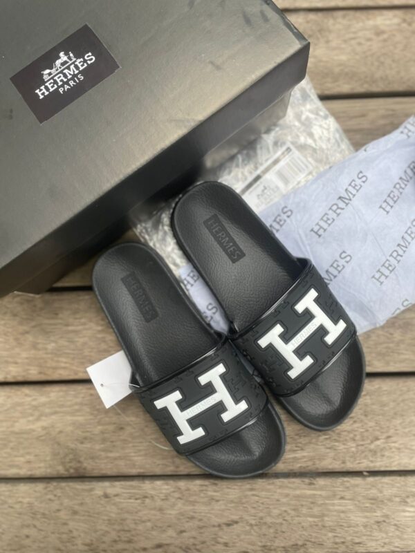 Hermess Biarritz Slide.