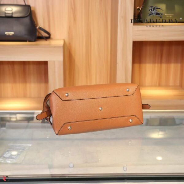BURBERRYY CAMBERLEY HIGH QUALITY LEATHER BAG - Image 4