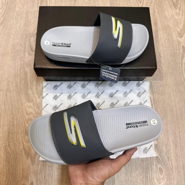 Skecherss Hyper Burst Soft Adjust Premium Flip-Flops - Image 2
