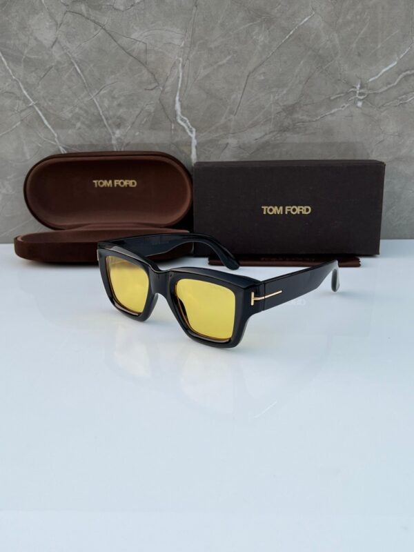 TOMM FORD NEW - Image 16