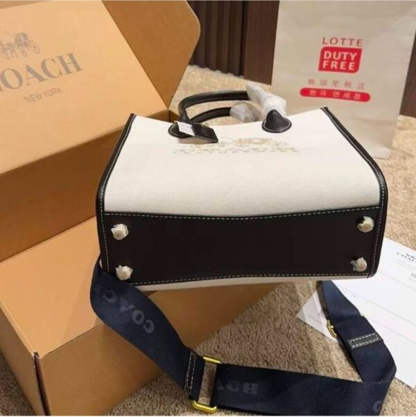 Coachh ACE FIELD Tote 22 - Image 4