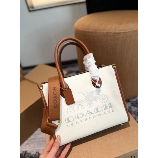 Coachh ACE FIELD Tote 22 - Image 6