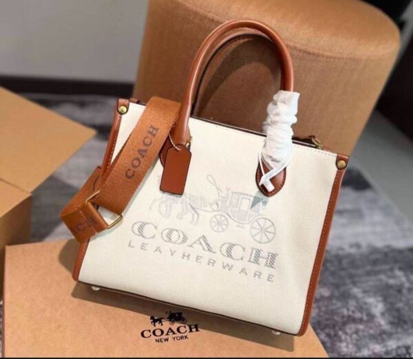 Coachh ACE FIELD Tote 22 - Image 9