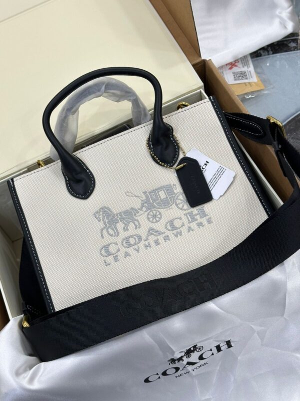 Coachh ACE FIELD Tote 22 - Image 11