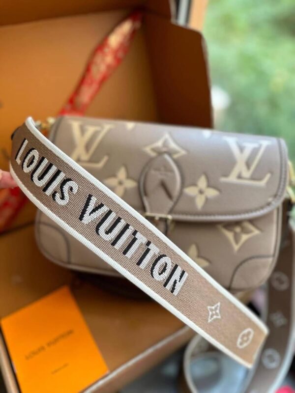 LOUISS VUITTIN DIANE MONOGRAM EMPREINTE SHOULDER BAG - Image 3