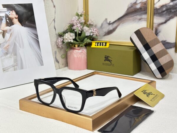 BURBERRYY OPTICAL - Image 4