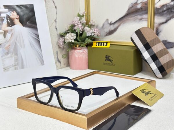 BURBERRYY OPTICAL - Image 10