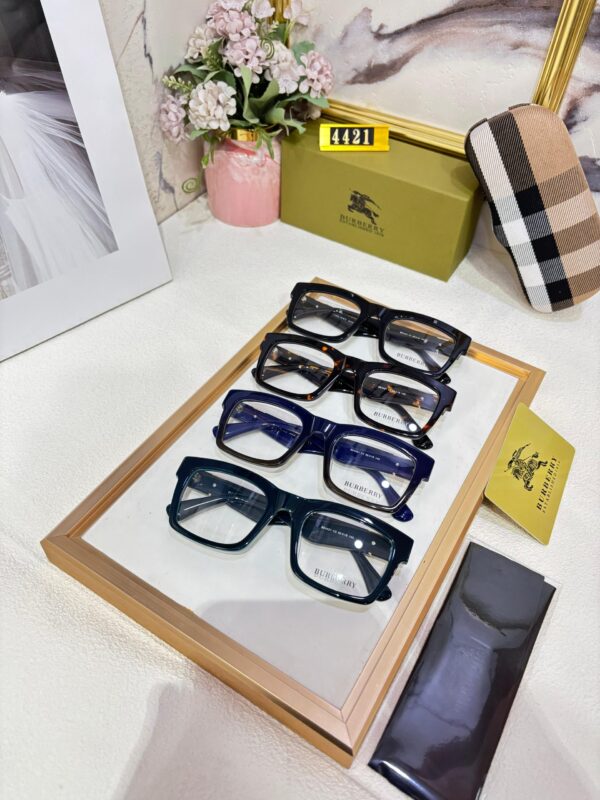BURBERRYY OPTICAL - Image 11