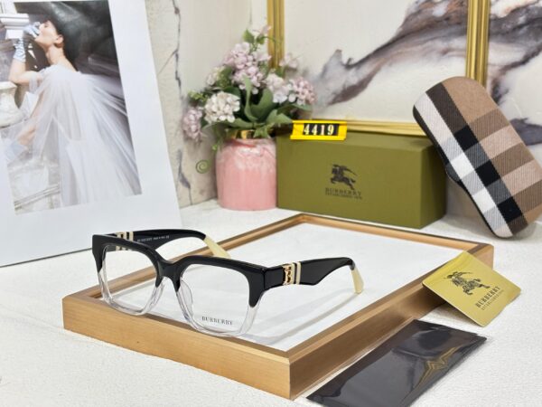 BURBERRYY OPTICAL - Image 12
