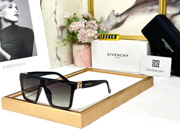 GIVENCHYY - Image 6