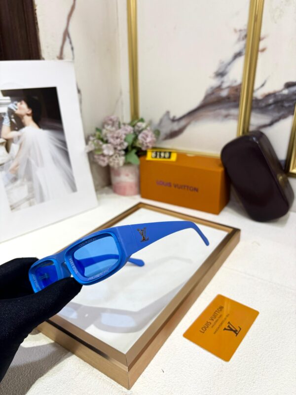 LVV UNISEX UV PROTECTED - Image 3
