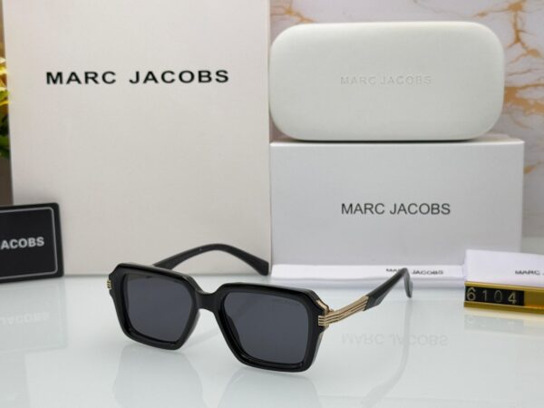 MARCC JACOBS SUNGLASSESS - Image 5