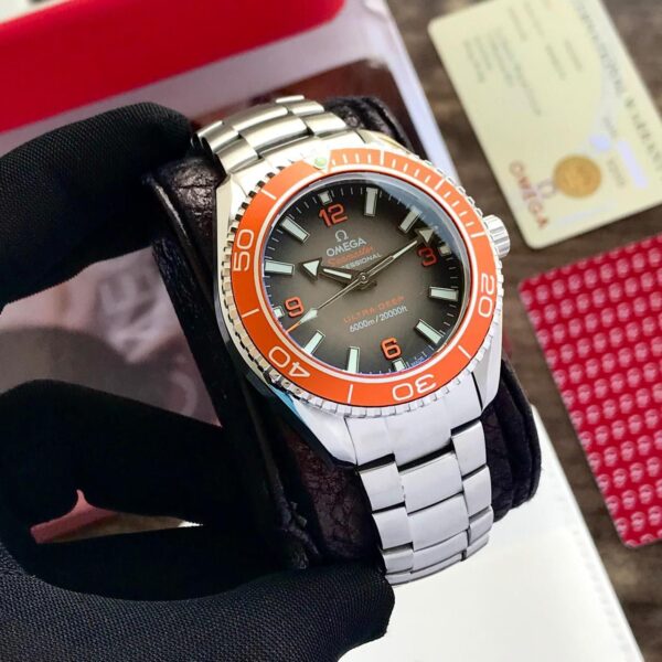 Omegaa Seamaster